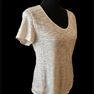 Women’s Medium Off White Loft Top